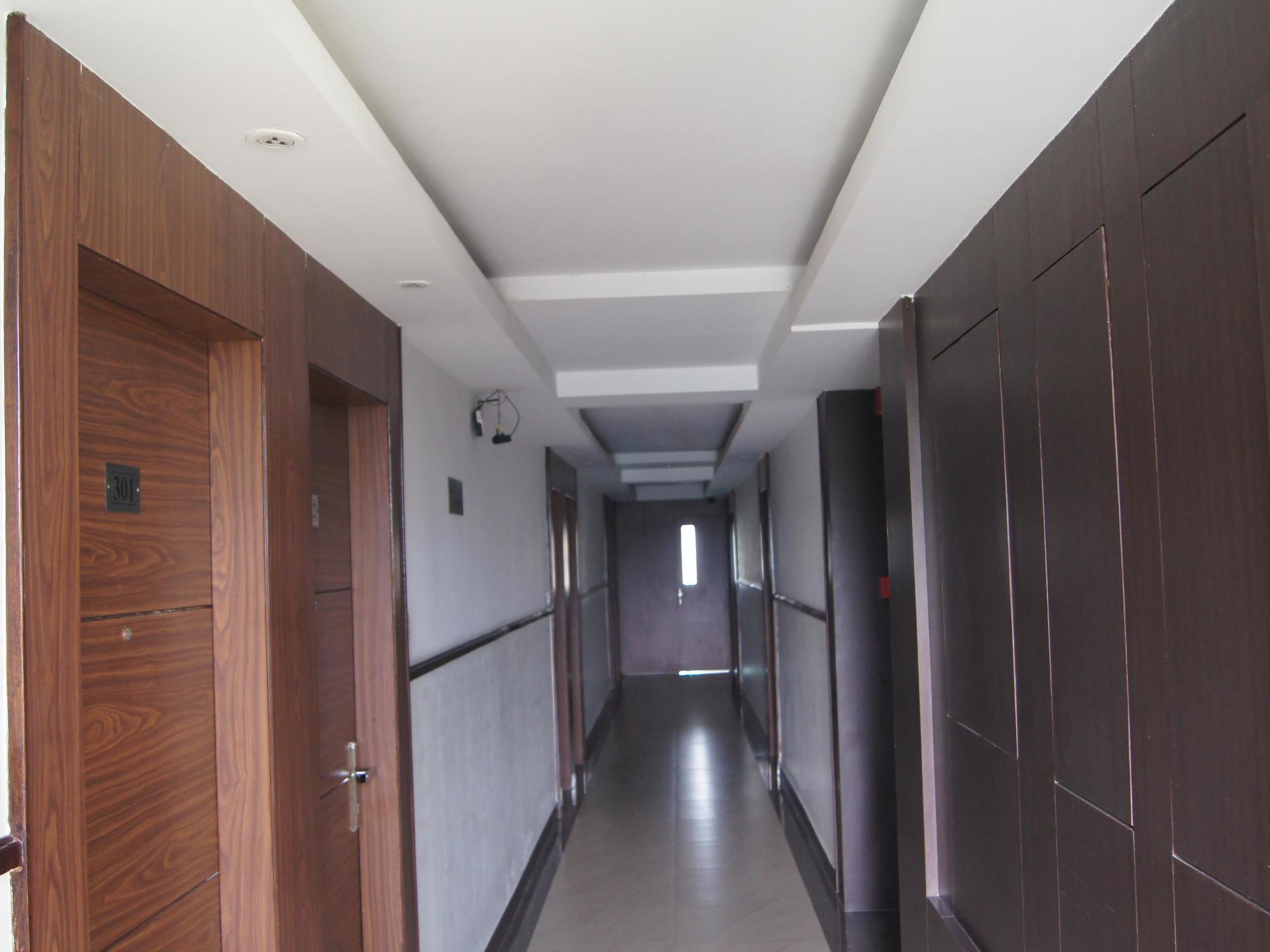 Hotel Siroy Classic Guwahati Bagian luar foto